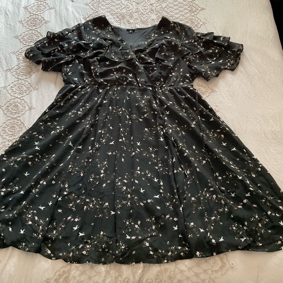 Torrid Black Floral Wrap Dress - Picture 2 of 7